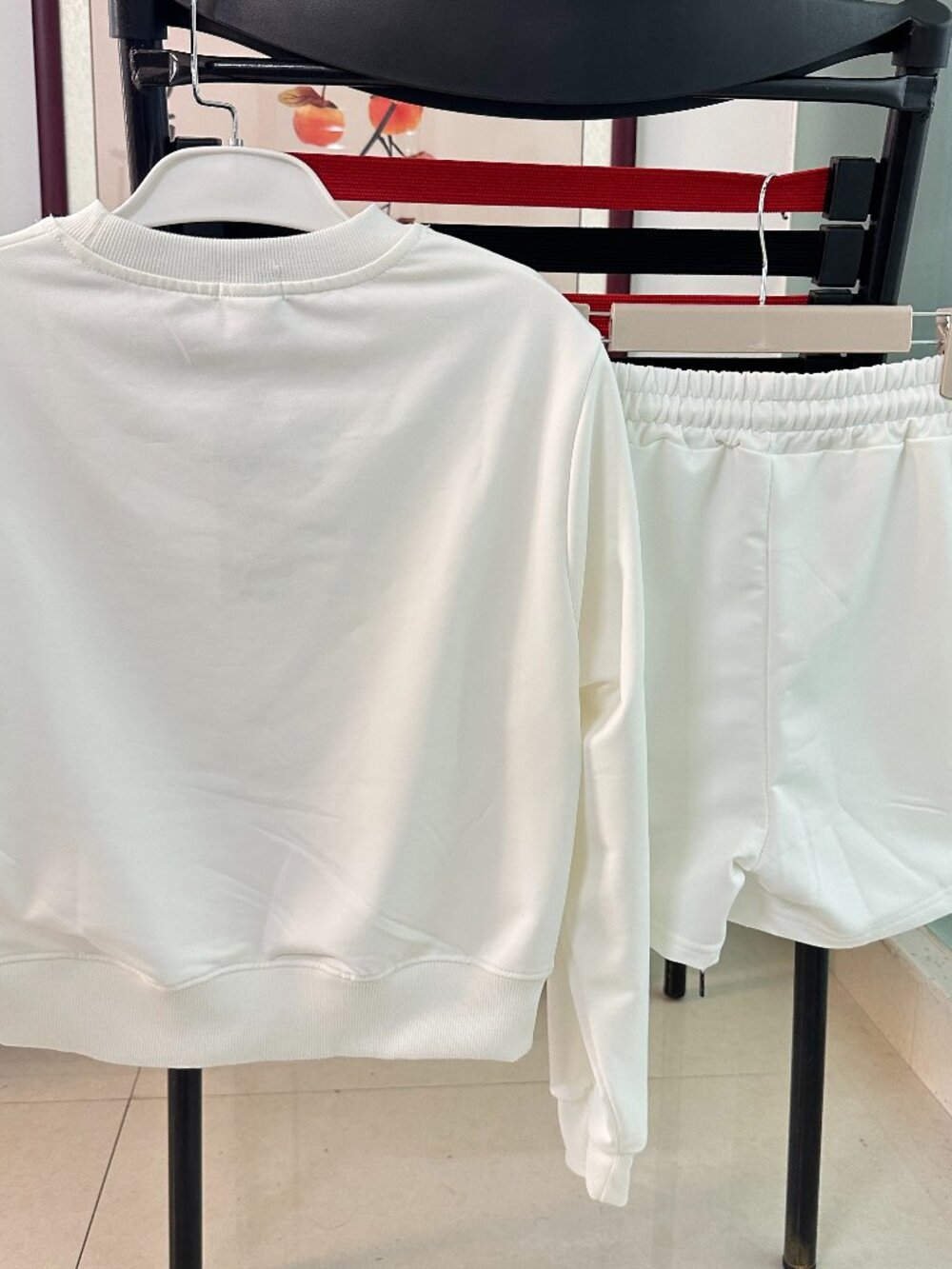 Women's White Casual Athletic Top and Shorts S - Picture 2 of 4